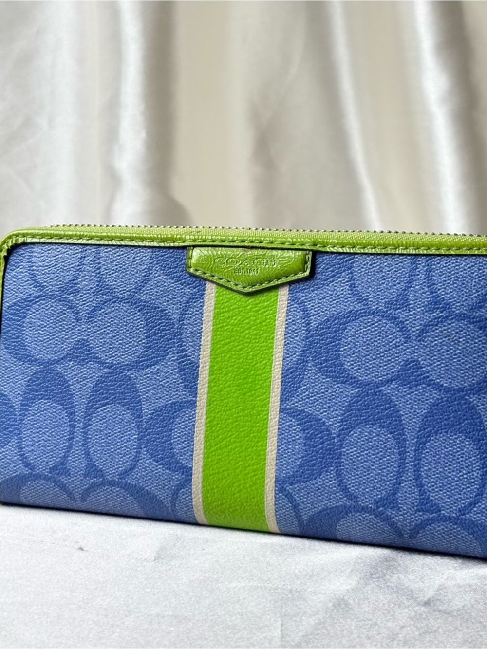 Coach Zip Around Accordion Wallet - Picture 8 of 8